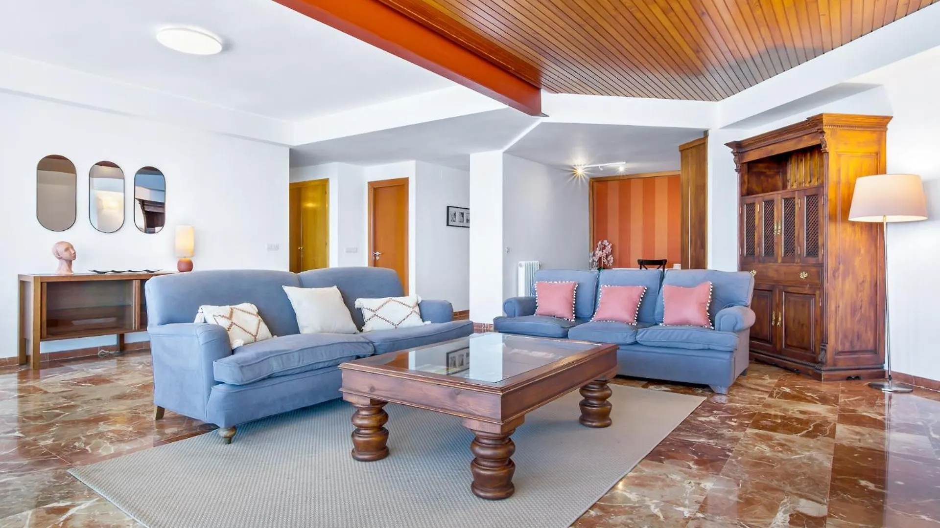 Apt Alameda De Colon Solo Familias Malaga